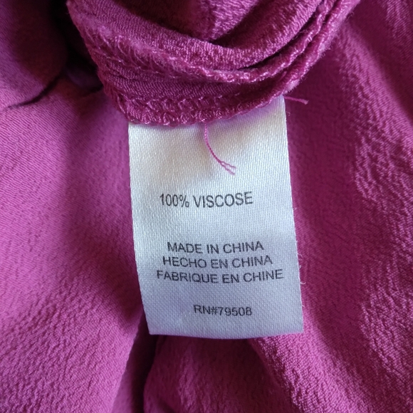 Ladies Medium top - Picture 7 of 9